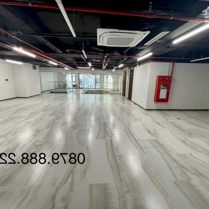 Hình ảnh Mặt bằng kinh doanh, văn phòng cho thuê 160m2 thông sàn chân toà khách sạn phố Hồng Tiến 2