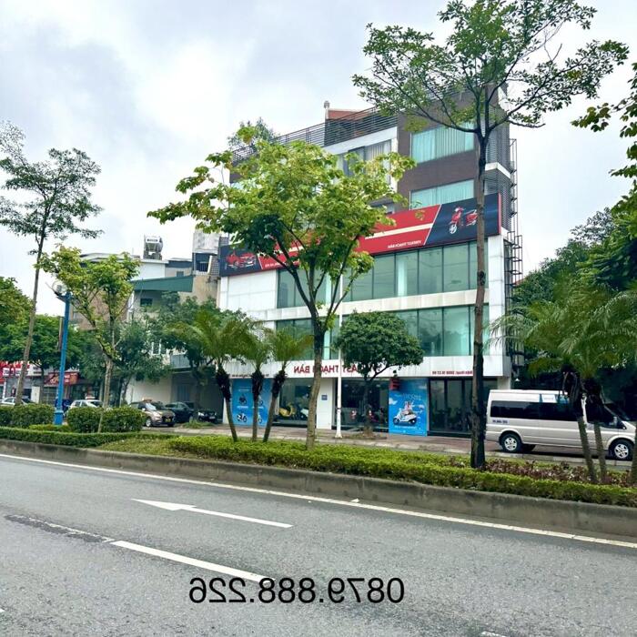 Hình ảnh Mặt phố Cổ Linh gần Aeon Mall 130m2-4 tầng- MT12m có thang máy cho thuê nguyên căn 0