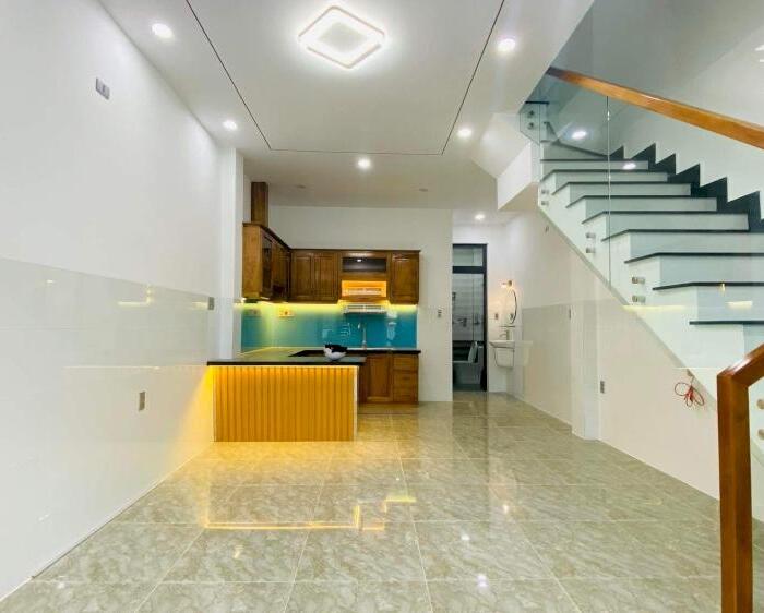 Hình ảnh Bán nhà 3 tầng mới 100% ở phường Ngọc Hiệp Tp Nha Trang. 2tỷ950 1