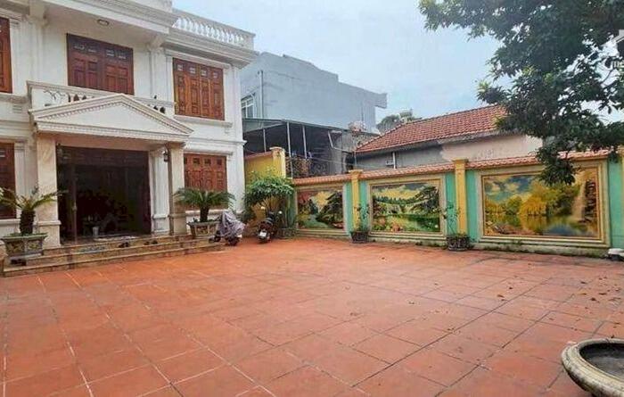 Hình ảnh Chính chủ cần tiền bán căn biệt thự tâm huyết có sân vườn tại p. hà Tu tp Hạ Long Quảng Ninh. 1