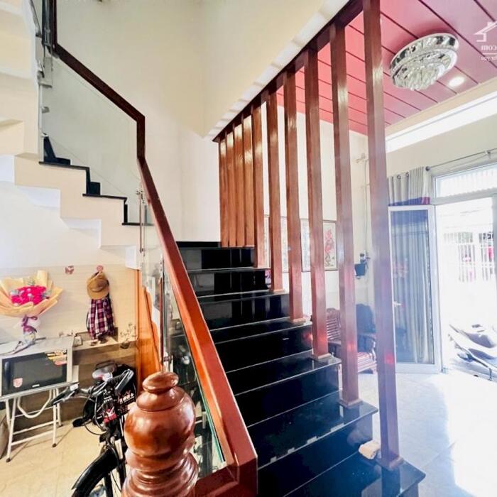 Hình ảnh BÁN NHÀ 4 tầng Khu Tái định cư Vcn Phước Hải. Nhà nằm gần Chợ Vcn 2