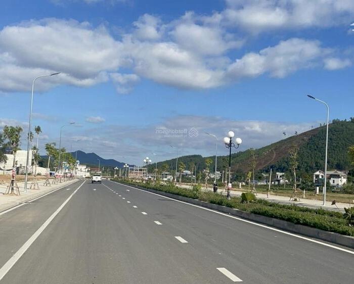 Hình ảnh Bán đất nền nằm bám 2 bên mặt đường rộng 36m gần hồ Núi Cốc Thái Nguyên 1