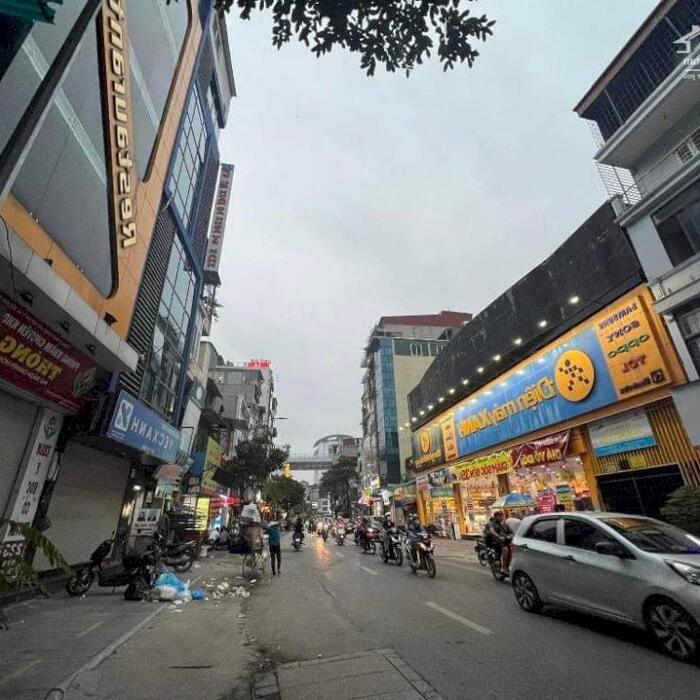 Hình ảnh Bán nhà mặt phố Vọng quận Thanh Xuân. Kinh doanh vip vỉa hè rộng ô tô tránh 0
