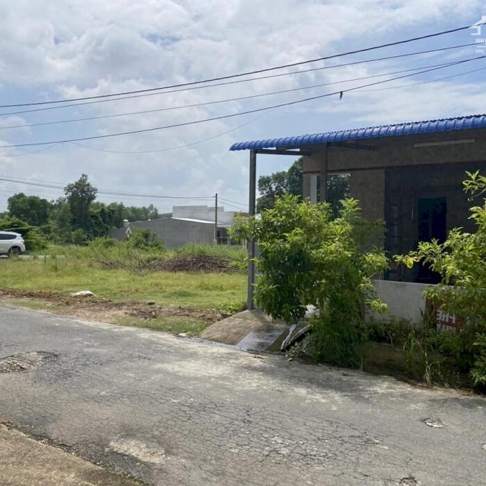 Hình ảnh Cần bán đất gần Ủy ban Châu Pha thị xã Phú Mỹ Bà Rịa Vũng Tàu 1