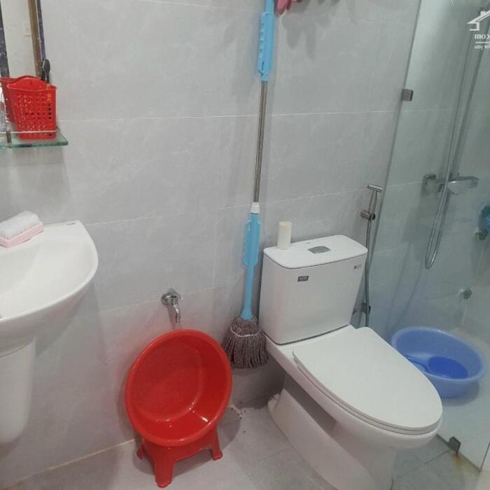 Hình ảnh Cho thuê nhà 2 tầng kiệt Nguyễn Hoàng, 2PN 2WC đủ nội thất, gần Nguyễn Văn Linh, Lê Đình Lý, giá 6tr5/ tháng, LH 0905634619 3