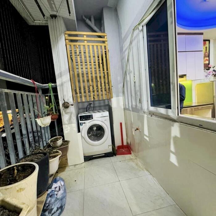 Hình ảnh Cần bán căn hộ chung cư 2PN tầng 2 full nội thất mới tại KĐT Thanh Hà Cienco 5 2