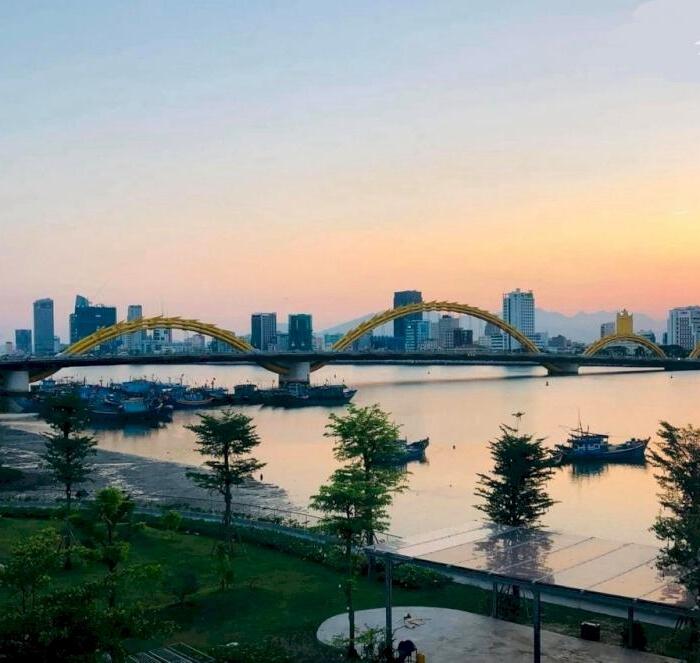 Hình ảnh Căn hộ ven sông Hàn gần cầu Rồng Đà Nẵng, nhận đặt chỗ ưu tiên vị trí 4