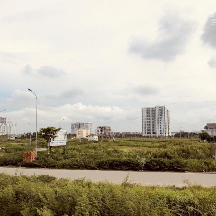 Hình ảnh Cần bán đất biệt thự Quận 9, dự án khu dân cư Phú Nhuận Phước Long B, sổ đỏ 1