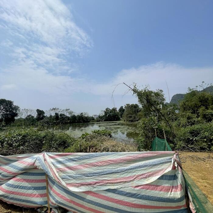 Hình ảnh Bán gấp lô đất bám hồ tại Lương Sơn có diện tích 668 full thổ cư 1