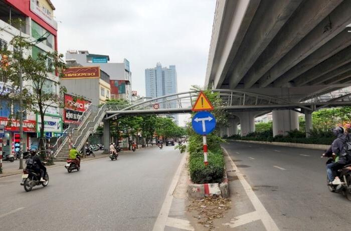 Hình ảnh Bán Gấp Nhà Tại Đường Phạm Văn Đồng, Mai Dịch, Cầu Giấy, 52m2, Nhỉnh 7 tỷ 1