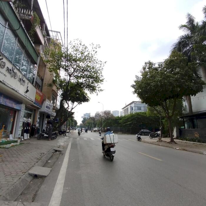 Hình ảnh MẶT PHỐ-KINH DOANH SẦM UẤT-VỈA HÈ RỘNG phố Lê Hồng Phong Hà Đông mặt tiền trên 5m giá 1xtỷ 0