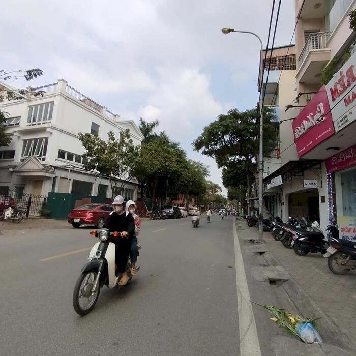 Hình ảnh MẶT PHỐ-KINH DOANH SẦM UẤT-VỈA HÈ RỘNG phố Lê Hồng Phong Hà Đông mặt tiền trên 5m giá 1xtỷ 1