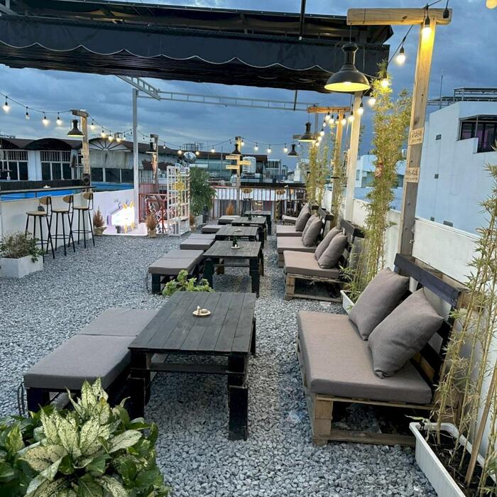 Hình ảnh SANG GẤP QUÁN ROOFTOP ( LẦU 4+LẦU 5) MẶT TIỀN ĐƯỜNG BÀU CÁT 2, PHƯỜNG 12, TÂN BÌNH 10