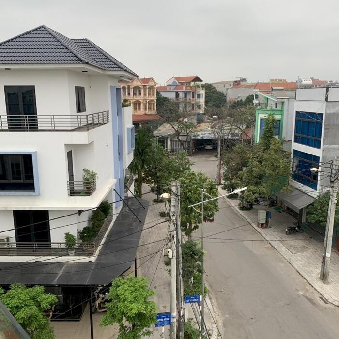 Hình ảnh Bán nhà Lô góc băng 2 đường Nguyễn Tất Thành, Liên Bảo, Vĩnh Yên 135m2, 4 tầng, 6,9 tỷ 9