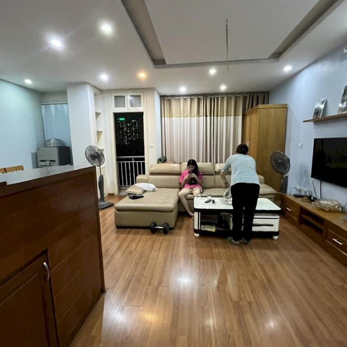 Hình ảnh Cho thuê nhà Nguyễn Xiển 60m2, siêu thoáng giá 28tr/tháng 6