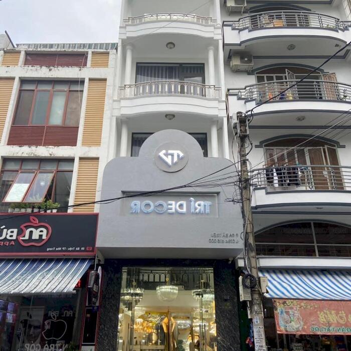 Hình ảnh Bán nhà 3 tầng 1 tum mặt tiền kinh doanh đường Bà Triệu, TTTP Nha Trang chỉ 5 tỷ 8 0