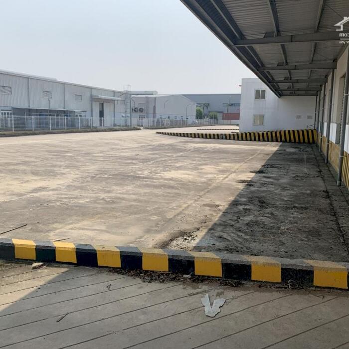 Hình ảnh Cho thuê nhà xưởng dt 6000m2 và 12000m2 trong KCN Yên Phong,xưởng đẹp tiêu chuẩn quốc tế. 1