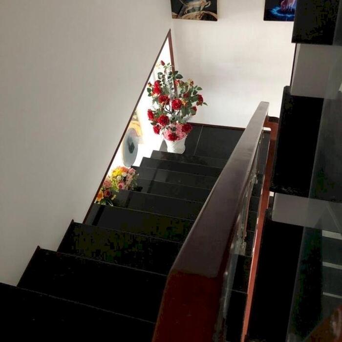 Hình ảnh Cho thuê nhà 4 tầng mới đẹp gần Dương Đình Nghệ, Phạm VĂn Đồng, 40m2, đủ nội thất hiện đại, phù hợp ở + kinh doanh tầng 1, giá 25tr/ tháng, LH 0905634619 1
