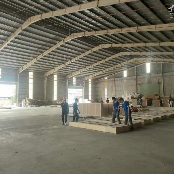 Hình ảnh Cho thuê 2.100 m2 Kho Xưởng Giáp KCN Nam Tân Uyên PCCC Tự động , Giấy tờ đầy đủ 0