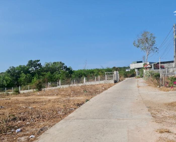 Hình ảnh bán gấp 5x48 full thổ cư gần biển Cam Bình, xã Tân Phước, Thị Xã LaGi, Bình Thuận. Giá rẻ 2