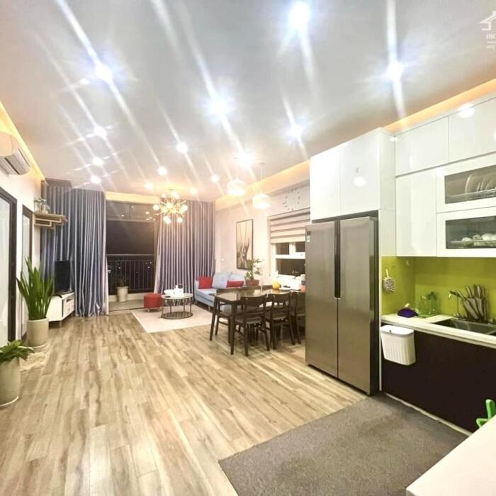 Hình ảnh Chính chủ gửi bán căn hộ góc view Hồ, full nội thất mới tại KDT Thanh Hà Hà Nội 2