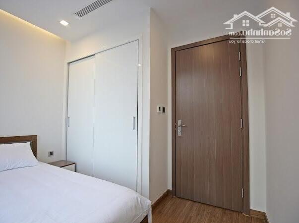 Hình ảnh Chính chủ bán nhanh căn hộ 2PN, 80m2, M1 Metropolis Liễu Giai, giá tốt, LH: 0966765998 6