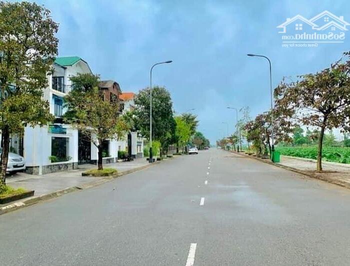 Hình ảnh BÁN SHOPHOUSE 3 TẦNG TRỤC CHÍNH ĐƯỜNG 19,5M , KĐT PHÚ MỸ THƯỢNG. VIEW HỒ SEN. 1