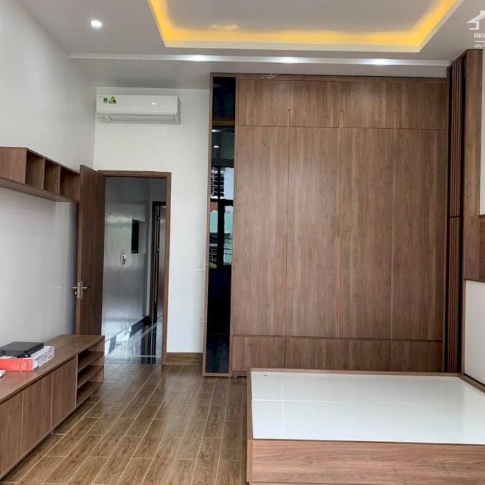 Hình ảnh Cho thuê nhà full nội thất phố Văn Cao, DT: 80m2, 4 p.ngủ. 11