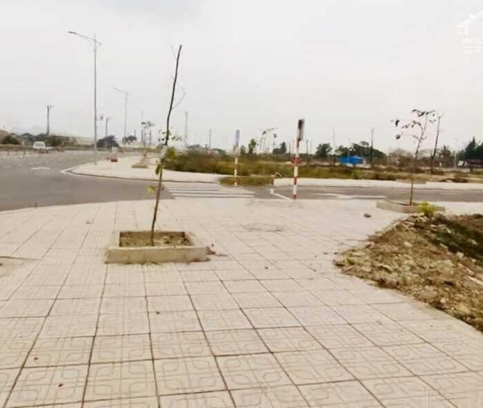 Hình ảnh Chính chủ bán lô đất đắc địa nhất thành phố Đông Triều 2