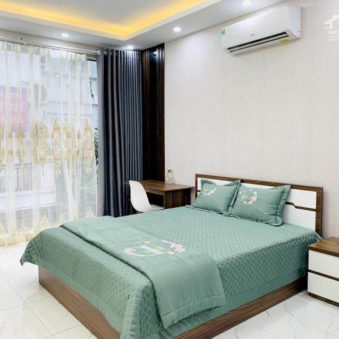Hình ảnh Cho thuê nhà mặt ngõ Văn Cao, 4 phòng ngủ, full nội thất. 6
