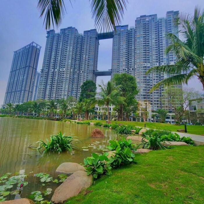 Hình ảnh Ban căn hộ 2 ngủ, 68m2sử dụng, chung cư Skyoasis Ecopark - View Biệt Thự Đảo - Ban công Đông Nam 0