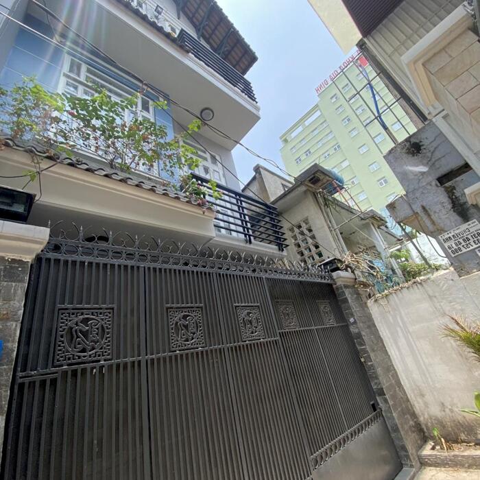 Hình ảnh Nhà 4 tầng, mặt tiền rộng 4,8m. 4PN, ngay đường Nguyễn Xí Bình Tạnh. Giá bán nhỉnh 6 tỷ. 0