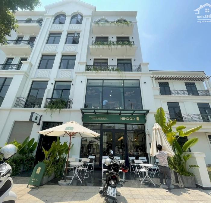 Hình ảnh Cho thuê nhà phố trục chính D2A Vinhomes Grand Park 1 trệt 4 lầu nhà hoàn thiện 0