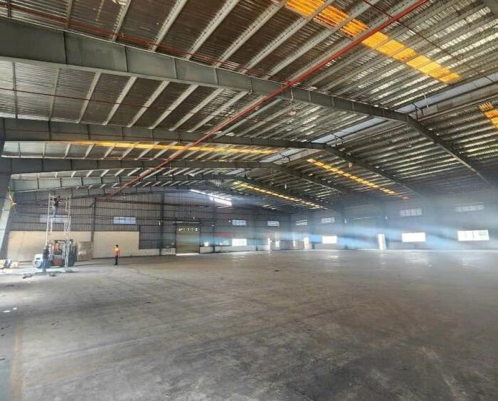 Hình ảnh Cho thuê 2.100 m2 Kho Xưởng Thuận An PCCC Tự động , Giấy tờ đầy đủ 0