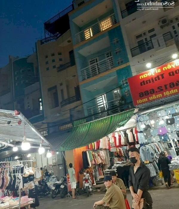 Hình ảnh Chính chủ bán gấp nhà khu kinh doanh chợ đêm sầm uất Hạnh Thông Tây 1