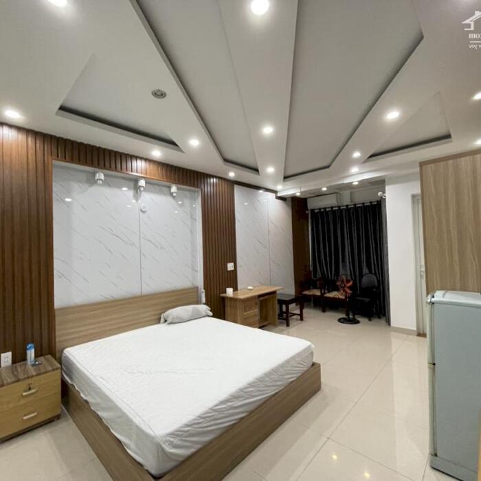 Hình ảnh Cho thuê nhà 7 p.ngủ khép kín phố Văn Cao, DT: 60m2 x 5 tầng. 4