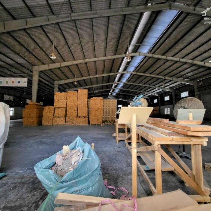 Hình ảnh Cho thuê 1.800m2 XƯỞNG ngay KCN Mỹ Phước Bến cát giấy tờ đầy đủ ,Tiếp đa nghành nghề 1