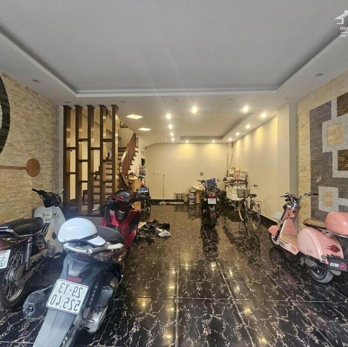 Hình ảnh Nhà đẹp Thanh Xuân, 50m2, 5 tầng, kinh doanh, văn phòng, gara oto 2
