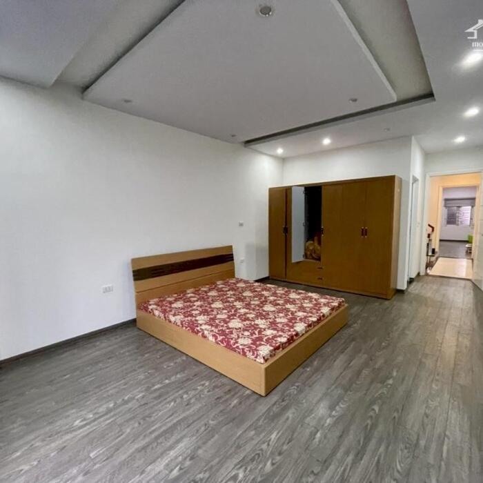 Hình ảnh Cho thuê nhà Văn Cao full nội thất, DT: 85m2, 4 ngủ khép kín. 3