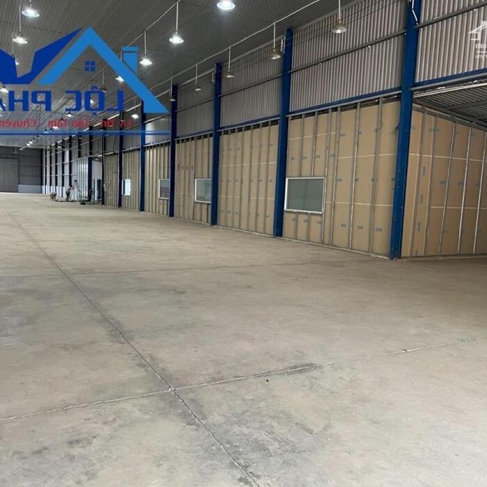 Hình ảnh Cho thuê xưởng 2.200m2 giá rẻ chỉ 80 triệu gần KCN Thạnh Phú-Biên Hòa-Đồng Nai 1