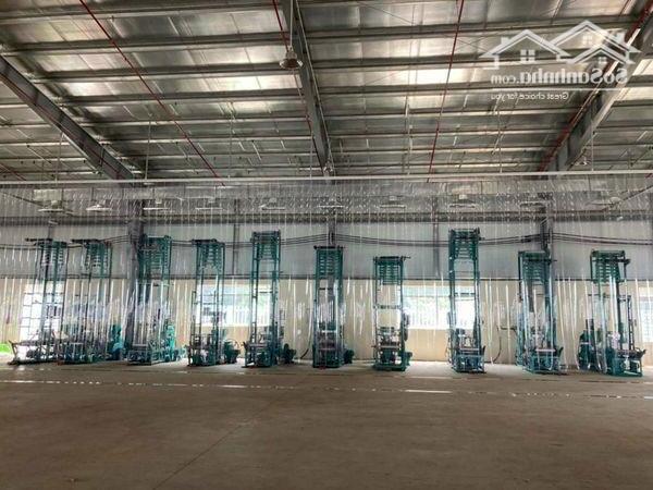 Hình ảnh Cho thuê 2000 m2 Nhà xưởng KCN Đức Hòa Long An Gía rẻ cạnh tranh 2