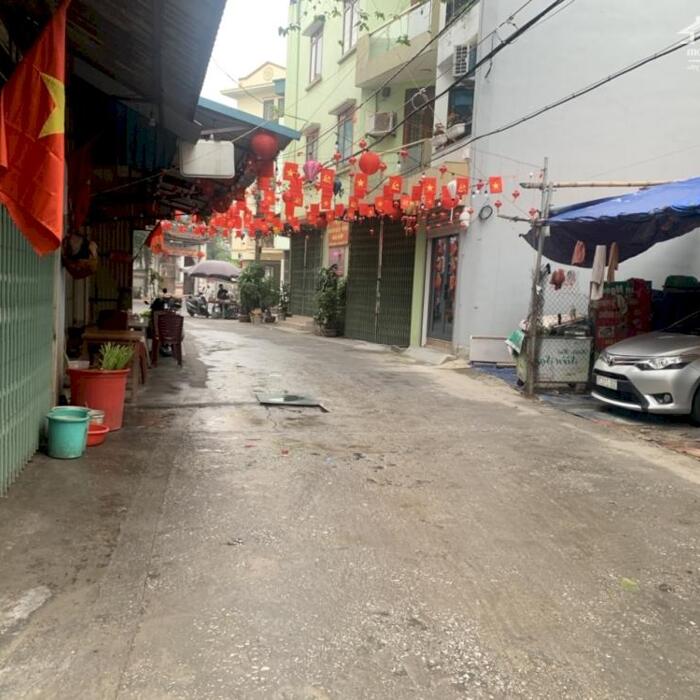 Hình ảnh Lô đất có nhà kinh doanh tốt ngay mặt phố 1 Huỳnh Tấn Phát, đường ô tô tránh, ngay ngã 3 cực kì đẹp 3