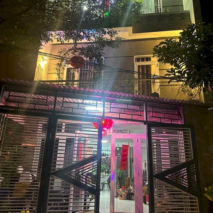 Hình ảnh Cần bán căn nhà 3 tầng đường Phú Trung, xã Vĩnh Thạnh ,Tp Nha Trang giá 2 tỷ 300 triệu 4