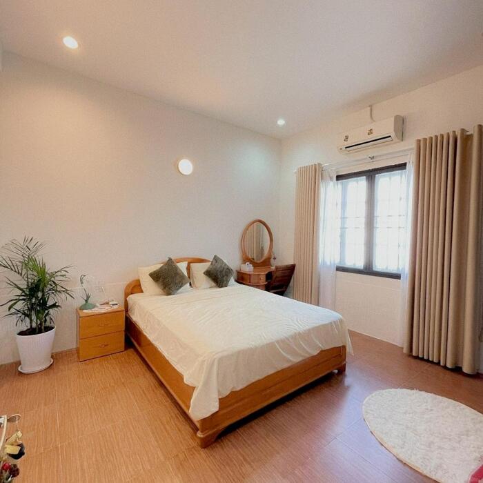 Hình ảnh Sang nhượng quán cà phê - homestay, airbnb gần chế lan viên 2