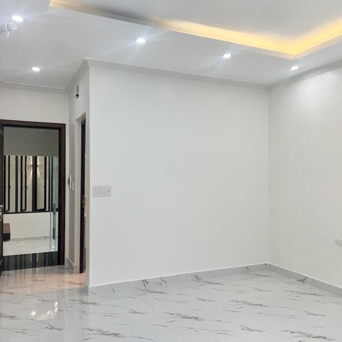 Hình ảnh Cần bán nhà 4 tầng 50m² vị trí đẹp tại tái định cư Vinhomes chợ hoa quả Sở Dầu, Hồng Bàng 11