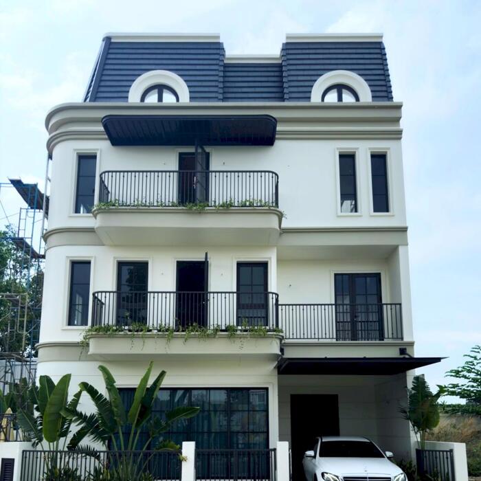 Hình ảnh Bán nhà phố 4 tầng, 5x17, dt sàn 226m, khu dân cư đồng bộ, phú mỹ estates 5