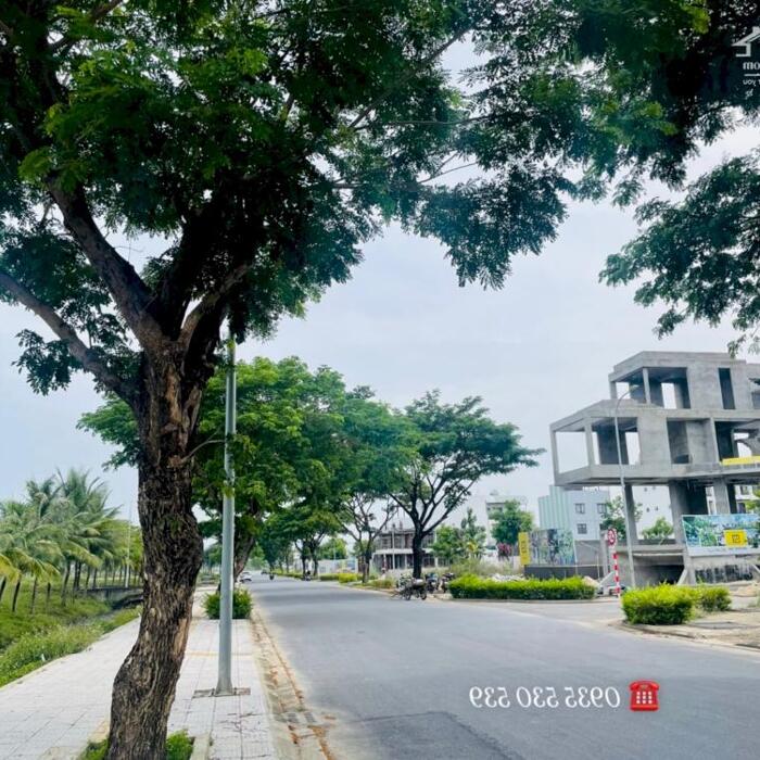 Hình ảnh Bán siêu phẩm Lô Biệt Thự FPT City Đà Nẵng Trục Chính Bắc Nam Đường 9,5m lề 8m , View kênh sinh Thái, Mặt tiền rộng 10m 1