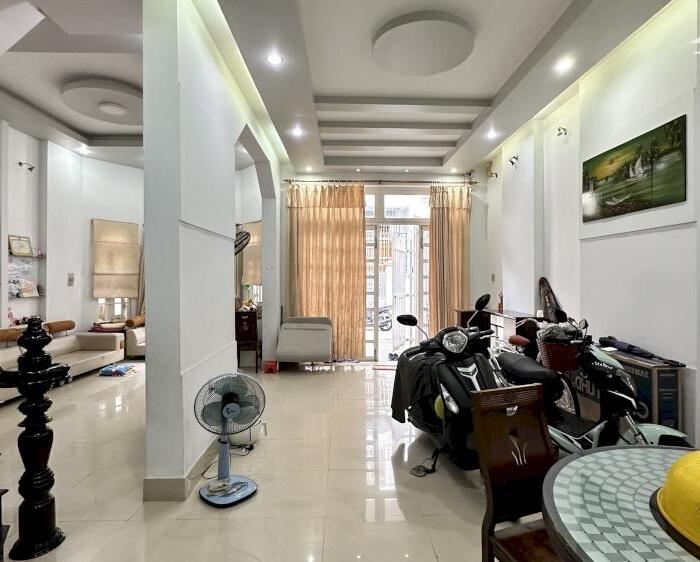 Hình ảnh Bán Nhà Sau Trạm Đăng Kiểm Vĩnh Hoà Nha Trang 80m2 0