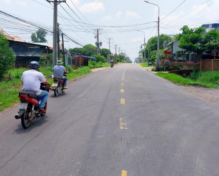 Hình ảnh Bán 4000m, có 300m thổ cư, Mặt Tiền đường Trảng Bom - Đồi 61 , xã Đồi 61, huyện Trảng Bom 1