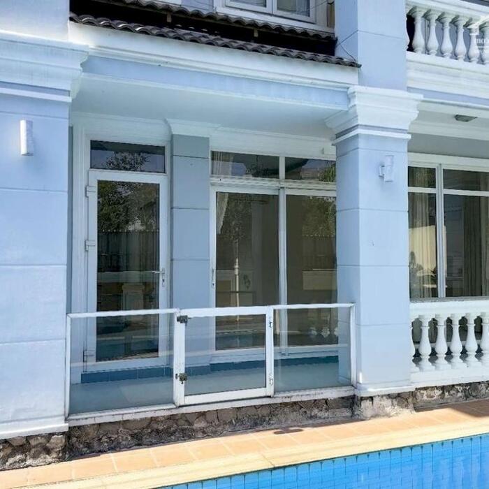 Hình ảnh CHO THUÊ Villa Có Hồ Bơi, Sân Vương Góc 2 Mặt Tiền Đường Nguyễn Văn Hưởng, Phường Thảo Điền, Quận 2. 1